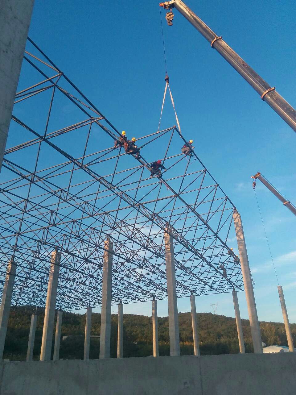 果洛汪清物流园网架